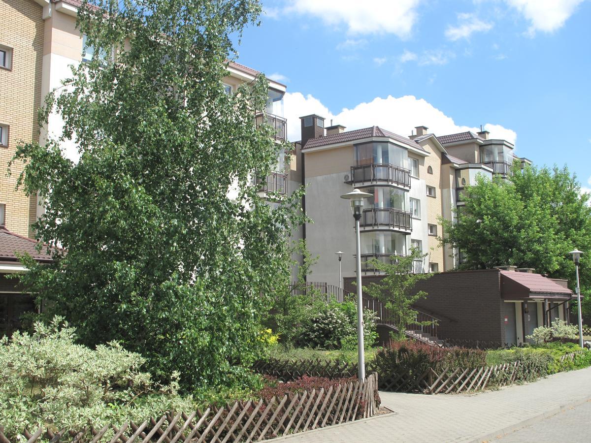 Apartament Goka Like It Apartamento Varsovia Exterior foto